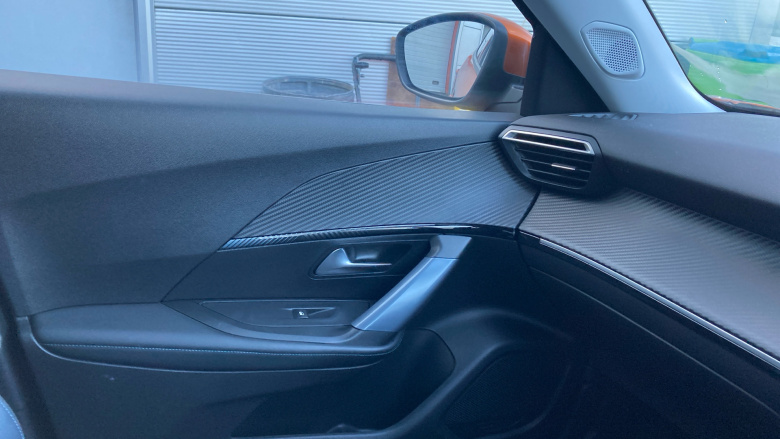 Peugeot 2008 1.2 PureTech 130 Allure 5dr Petrol Estate